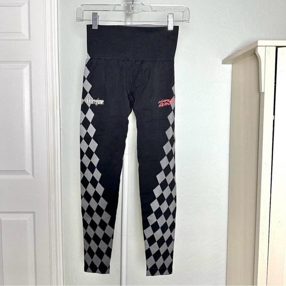 BNWT Deadstock Civil Regime Women’s Leggings Small Harley Quinn DC Batman - Picture 1 of 4